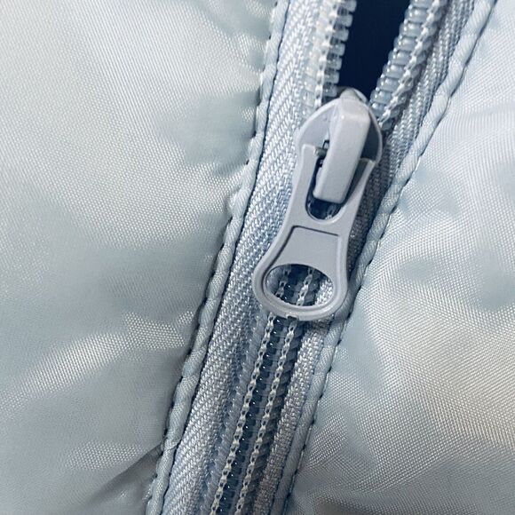 Jackson Hole Women's Baby Light Blue Quilted Puffer Ski Vest Size Large - Picture 3 of 8